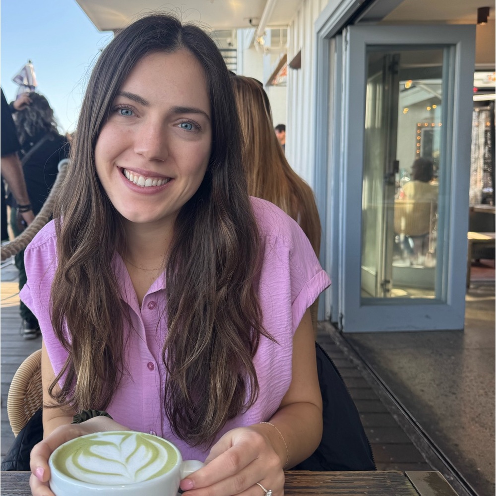 Meet your Posher, Ana